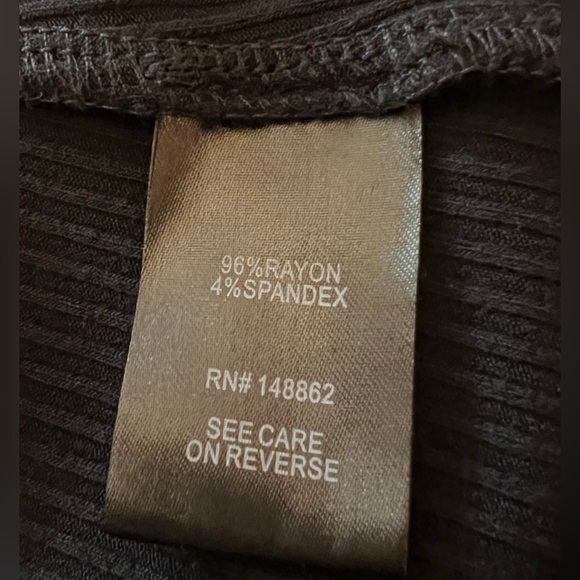 Torrid Black Everyday Ribbed Strappy Halter Tank Top / Size 2 🖤 - Picture 8 of 16